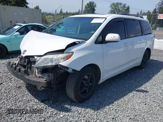 2013 Toyota Sienna XLE AAS with VIN 5TDYK3DC9DS292737, listed as a IAAI auction lot 42160582 with 200,321 mi miles and . Bid and sale history available at DreamBid. Image 18.