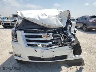 2020 Cadillac Escalade Premium Luxury with VIN 1GYS3CKJXLR201888, listed as a Copart auction lot 68256454 with 0 mi miles and Salvage Title. Bid and sale history available at carsss.com. Image 5.