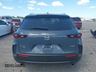2024 Mazda CX-50 S Premium Plus z VIN 7MMVABEM4RN171943, wystawiony jako IAAI lot #41839219 z przebiegiem 13 733 mil mil oraz . Historia ofert i sprzedaży dostępna na DreamBid. Obrazek 17.