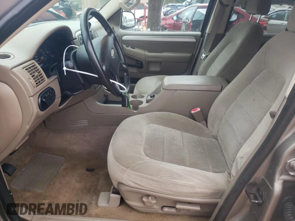 2003 Ford Explorer XLT with VIN 1FMZU73W33UB33767, listed as a Copart auction lot 81586014 with 196,537 mi miles and Clean title. Bid and sale history available at DreamBid. Image 7.