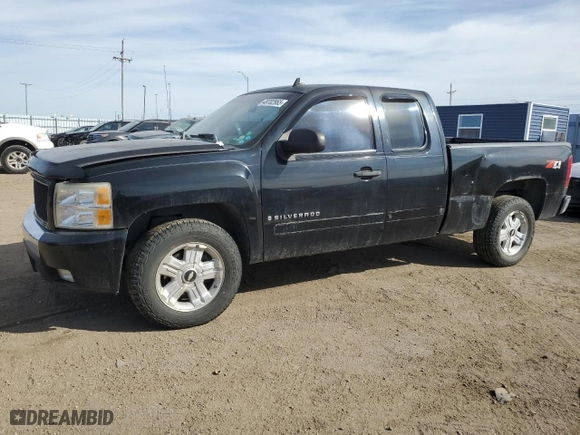 2007 Chevrolet Silverado 1500 LT w/1LT with VIN 1GCEK19J57Z516670, listed as a Copart auction lot 48702965 with 200,278 mi miles and Salvage Title. Bid and sale history available at carsss.com. Image 1.