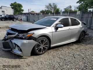 2019 Toyota Camry LE with VIN 4T1B11HK7KU779521, listed as a Copart auction lot 45390035 with 136,197 mi miles and Non Repairable. Bid and sale history available at carsss.com. Image 1.