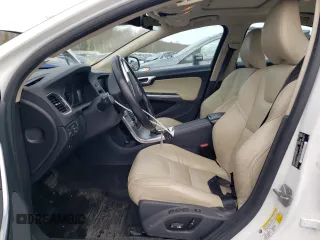 2017 Volvo S60 Dynamic с VIN YV140MTL9H2427945, выставлен на аукционе Copart как лот 44314525 с пробегом 116 140 миль миль и Списание • Salvage title. История ставок и продаж доступна на DreamBid. Изображение 7.