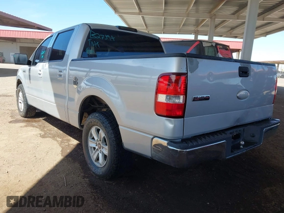 2006 Ford F-150 XLT with VIN 1FTRW12W86KB27394, listed as a IAAI auction lot 42015606 with 231,897 mi miles. Bid and sale history available at carsss.com. Image 3.