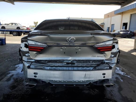 2016 Lexus ES 330 z VIN 58ABK1GG6GU019977, wystawiony jako Copart lot #59163355 z przebiegiem 55 368 mil mil oraz Szkoda całkowita • Salvage title. Historia ofert i sprzedaży dostępna na DreamBid. Obrazek 6.