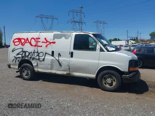 2007 Chevrolet Express Cargo Van with VIN 1GCGG25V471112976, listed as a IAAI auction lot 42130661 with 256,004 mi miles. Bid and sale history available at carsss.com. Image 12.