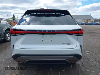 2024 Lexus RX 350 with VIN 2T2BAMCA3RC079065, listed as a IAAI auction lot 41815499 with 3,961 mi miles and . Bid and sale history available at DreamBid. Image 16.