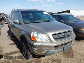 2005 Honda Pilot EX-L with VIN 5FNYF18585B046529, listed as a IAAI auction lot 41721911 with 223,266 mi miles. Bid and sale history available at carsss.com. Image 1.