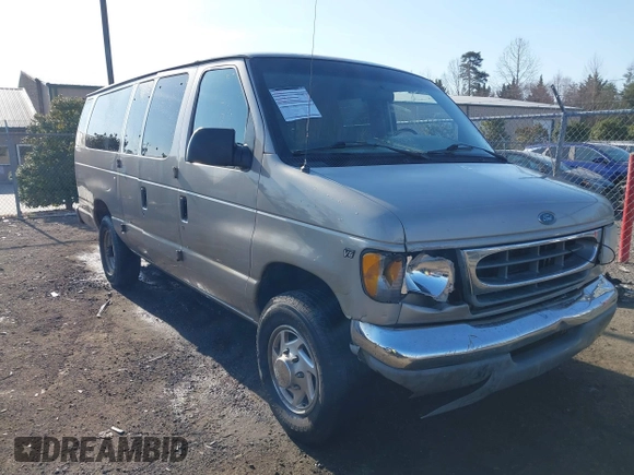 2001 Ford Econoline Passenger XL with VIN 1FBSS31LX1HA40140, listed as a IAAI auction lot 41757059 with 406,140 mi miles and . Bid and sale history available at DreamBid. Image 1.