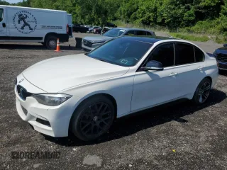 2013 BMW 3 Series 328i xDrive with VIN WBA3B5C52DF596210, listed as a Copart auction lot 62370955 with 59,106 mi miles and Salvage title. Bid and sale history available at DreamBid. Image 1.