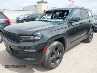 2024 Jeep Grand Cherokee Limited with VIN 1C4RJHBG9RC168955, listed as a IAAI auction lot 42032904 with 7,496 mi miles and . Bid and sale history available at DreamBid. Image 18.
