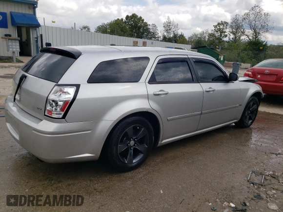 2006 Dodge Magnum z VIN 2D4FV47V86H414767, wystawiony jako Copart lot #72687004 z przebiegiem 245 247 mil mil oraz Nie do naprawy • Non repairable. Historia ofert i sprzedaży dostępna na DreamBid. Obrazek 3.