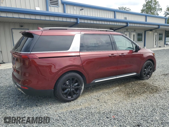 2024 Kia Carnival SX with VIN KNDNE5H37R6305573, listed as a Copart auction lot 70764084 with 23,492 mi miles and Salvage Title. Bid and sale history available at DreamBid. Image 3.