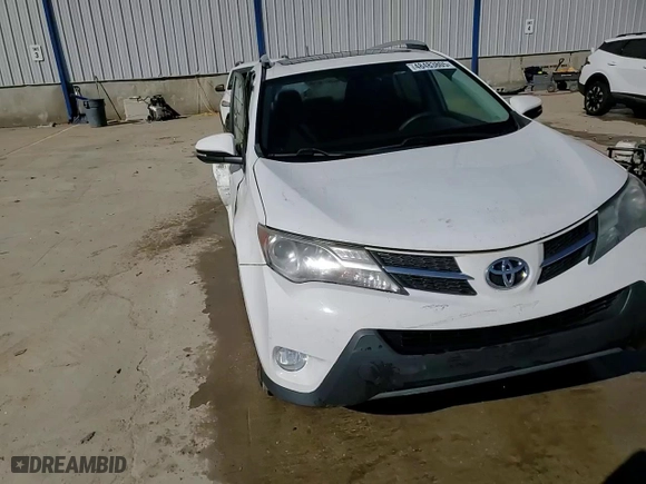 2015 Toyota RAV4 XLE with VIN 2T3RFREV6FW287377, listed as a Copart auction lot 48483805 with 146,533 mi miles and Salvage Title. Bid and sale history available at carsss.com. Image 14.