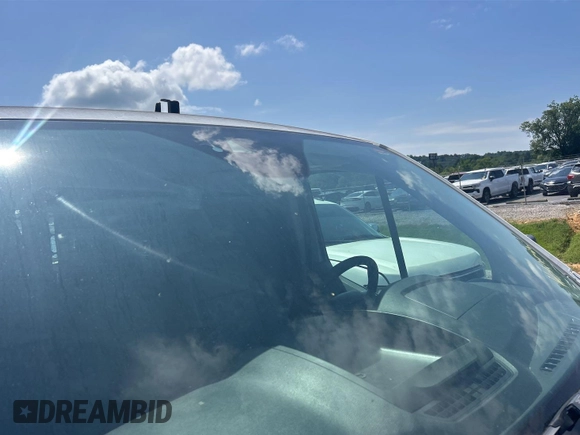 2016 Ford Transit Cargo with VIN 1FTYE1YM2GKB48795, listed as a IAAI auction lot 42854425 with 198,381 mi miles and . Bid and sale history available at DreamBid. Image 18.
