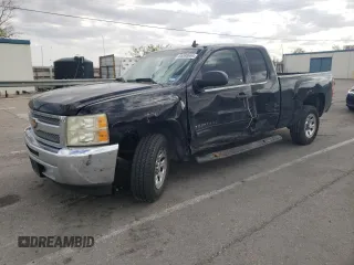 2013 Chevrolet Silverado 1500 LT with VIN 1GCRCSEA4DZ275657, listed as a Copart auction lot 65598654 with 174,681 mi miles and Salvage Title. Bid and sale history available at DreamBid. Image 1.