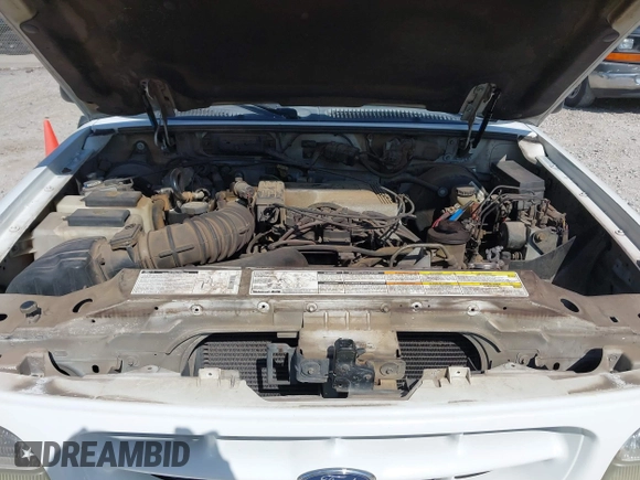 2000 Ford Explorer XLT z VIN 1FMZU83P4YUB84877, wystawiony jako IAAI lot #41719941 z przebiegiem 192 451 mil mil oraz . Historia ofert i sprzedaży dostępna na DreamBid. Obrazek 10.