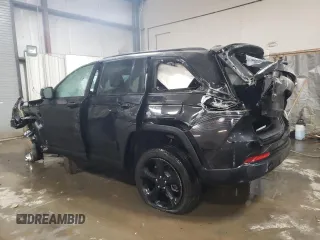 2024 Jeep Grand Cherokee Altitude X with VIN 1C4RJHAG3RC112415, listed as a Copart auction lot 83643914 with 10,776 mi miles and Salvage title. Bid and sale history available at DreamBid. Image 2.