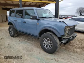 2023 Ford Bronco with VIN 1FMEE5DH6PLC15360, listed as a Copart auction lot 87738305 with 3,389 mi miles and Salvage Title. Bid and sale history available at DreamBid. Image 4.