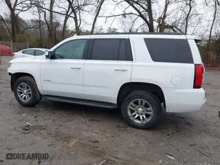 2017 Chevrolet Tahoe LS with VIN 1GNSCAKC3HR265961, listed as a IAAI auction lot 41426651 with 117,331 mi miles. Bid and sale history available at carsss.com. Image 15.