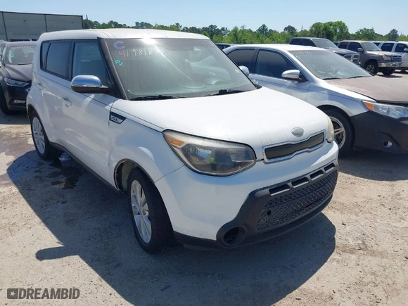 2014 Kia Soul + with VIN KNDJP3A53E7029843, listed as a IAAI auction lot 41981897 with 82,177 mi miles. Bid and sale history available at carsss.com. Image 1.