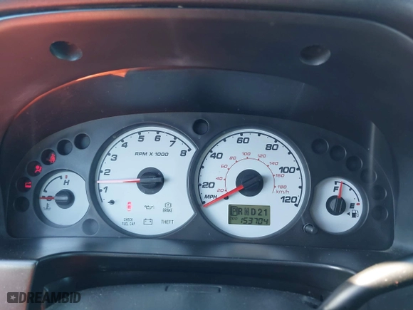 2002 Ford Escape Limited with VIN 1FMCU041X2KC74197, listed as a IAAI auction lot 41363369 with 153,704 mi miles. Bid and sale history available at carsss.com. Image 7.