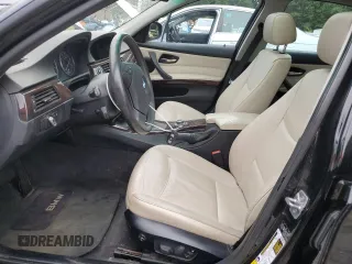 2011 BMW 3 Series 328i xDrive z VIN WBAPK5C51BA661995, wystawiony jako Copart lot #50333965 z przebiegiem Nie podano mil oraz Czysty tytuł • Clean title. Historia ofert i sprzedaży dostępna na DreamBid. Obrazek 7.