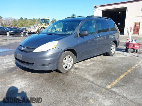 2010 Toyota Sienna CE с VIN 5TDKK4CC7AS323329, выставлен на аукционе IAAI как лот 42034932 с пробегом 525 766 миль миль и . История ставок и продаж доступна на DreamBid. Изображение 2.