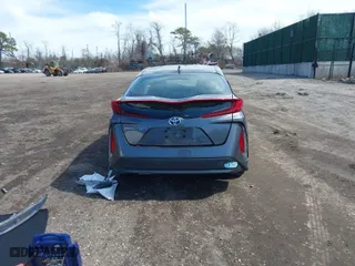 2018 Toyota Prius Prime Plus with VIN JTDKARFP3J3096141, listed as a IAAI auction lot 41822905 with 61,159 mi miles. Bid and sale history available at carsss.com. Image 15.