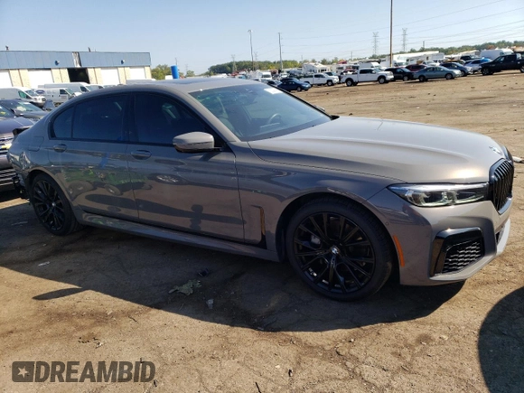 2020 BMW 7 Series 740i xDrive with VIN WBA7T4C03LCD02216, listed as a Copart auction lot 70329143 with 22,696 mi miles. Bid and sale history available at carsss.com. Image 4.