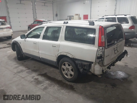 2005 Volvo XC70 with VIN YV1SZ592751190343, listed as a IAAI auction lot 41517785 with 202,533 mi miles and . Bid and sale history available at DreamBid. Image 3.