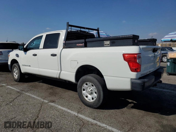 2017 Nissan Titan with VIN 1N6AA1F10HN501280, listed as a Copart auction lot 43782625 with 217,906 mi miles and Clean title. Bid and sale history available at DreamBid. Image 2.
