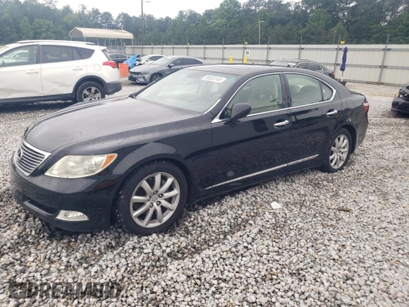 2008 Lexus LS 460 z VIN JTHBL46F885059667, wystawiony jako Copart lot #58533145 z przebiegiem 261 040 mil mil oraz Szkoda całkowita • Salvage title. Historia ofert i sprzedaży dostępna na DreamBid. Obrazek 1.