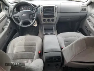 2004 Ford Explorer XLT z VIN 1FMZU73K14UB82819, wystawiony jako Copart lot #56733975 z przebiegiem 197 632 mil mil oraz Szkoda całkowita • Salvage title. Historia ofert i sprzedaży dostępna na DreamBid. Obrazek 8.