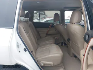 2008 Toyota Highlander Limited with VIN JTEES42A182073533, listed as a IAAI auction lot 41900282 with 222,084 mi miles. Bid and sale history available at carsss.com. Image 8.