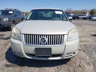 2008 Mercury Sable Premier z VIN 1MEHM42W28G613576, wystawiony jako IAAI lot #41900783 z przebiegiem 176 028 mil mil oraz . Historia ofert i sprzedaży dostępna na DreamBid. Obrazek 6.