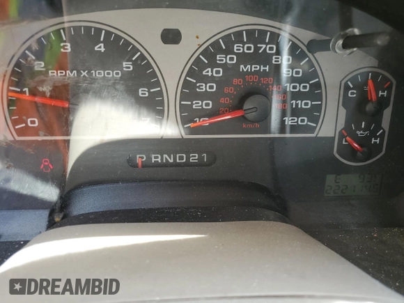 2008 Ford F-150 XL with VIN 1FTRW12W78FA22714, listed as a Copart auction lot 61267135 with 222,114 mi miles and Clean title. Bid and sale history available at DreamBid. Image 9.