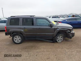 2014 Jeep Patriot Sport with VIN 1C4NJRBB2ED852114, listed as a IAAI auction lot 41521742 with 80,230 mi miles. Bid and sale history available at carsss.com. Image 13.