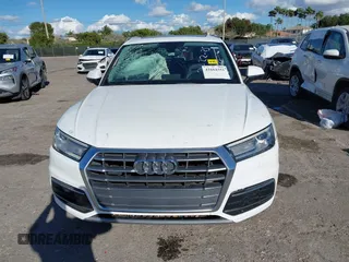 2018 Audi Q5 Premium with VIN WA1ANAFY5J2206925, listed as a IAAI auction lot 41664351 with 1 mi miles. Bid and sale history available at carsss.com. Image 12.