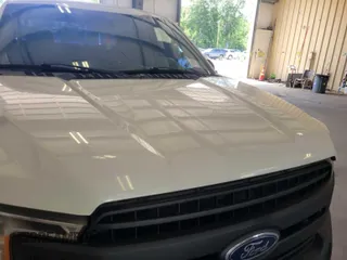 2019 Ford F-150 XL with VIN 1FTEW1C57KKE51872, listed as a IAAI auction lot 42727083 with 144,831 mi miles and . Bid and sale history available at DreamBid. Image 1.