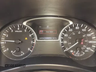 2016 Nissan Pathfinder SV with VIN 5N1AR2MNXGC663656, listed as a IAAI auction lot 42000343 with 122,577 mi miles. Bid and sale history available at carsss.com. Image 7.