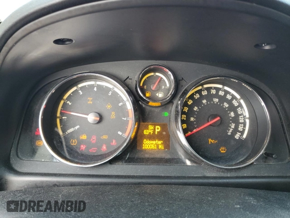 2009 Saturn VUE XE z VIN 3GSDL43N19S553483, wystawiony jako Copart lot #69051474 z przebiegiem 100 051 mil mil oraz Nie do naprawy. Historia ofert i sprzedaży dostępna na DreamBid. Obrazek 9.