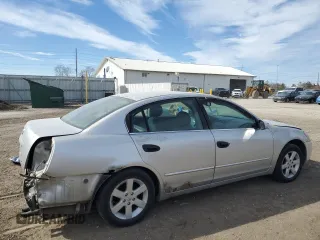 2002 Nissan Altima S with VIN 1N4AL11D42C112908, listed as a Copart auction lot 47064525 with 235,119 mi miles and Salvage Title. Bid and sale history available at carsss.com. Image 3.