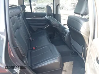 2023 Jeep Grand Cherokee z VIN 1C4RJYB69PC582211, wystawiony jako IAAI lot #40186115 z przebiegiem 3 119 mil mil oraz . Historia ofert i sprzedaży dostępna na DreamBid. Obrazek 8.