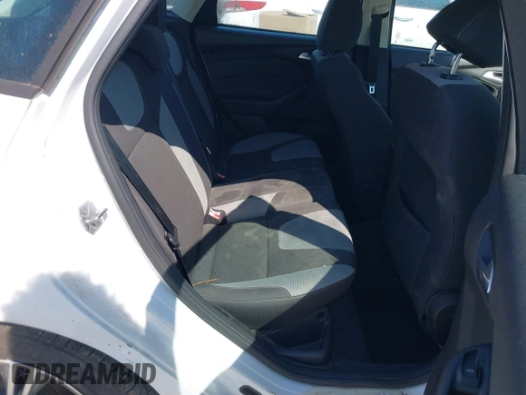 2014 Ford Focus SE with VIN 1FADP3K29EL180300, listed as a IAAI auction lot 42035362 with 1 mi miles. Bid and sale history available at carsss.com. Image 8.