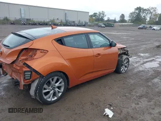 2016 Hyundai Veloster with VIN KMHTC6AD3GU270086, listed as a IAAI auction lot 40602691 with 78,744 mi miles. Bid and sale history available at carsss.com. Image 4.