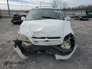 2002 Kia Sedona LX with VIN KNDUP131326320226, listed as a Copart auction lot 42018795 with 178,935 mi miles and Salvage Title. Bid and sale history available at carsss.com. Image 5.