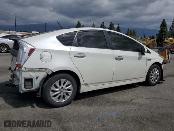 2012 Toyota Prius с VIN JTDKN3DPXC3012985, выставлен на аукционе Copart как лот 54758125 с пробегом 246 860 миль миль и Списание • Salvage title. История ставок и продаж доступна на DreamBid. Изображение 3.