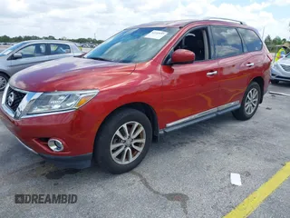 2013 Nissan Pathfinder SL with VIN 5N1AR2MN9DC685272, listed as a IAAI auction lot 42155443 with 156,183 mi miles. Bid and sale history available at carsss.com. Image 2.
