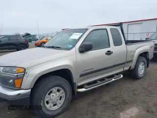 2004 GMC Canyon SLE Z71 with VIN 1GTDT196248107595, listed as a IAAI auction lot 41791475 with 107,172 mi miles. Bid and sale history available at carsss.com. Image 6.
